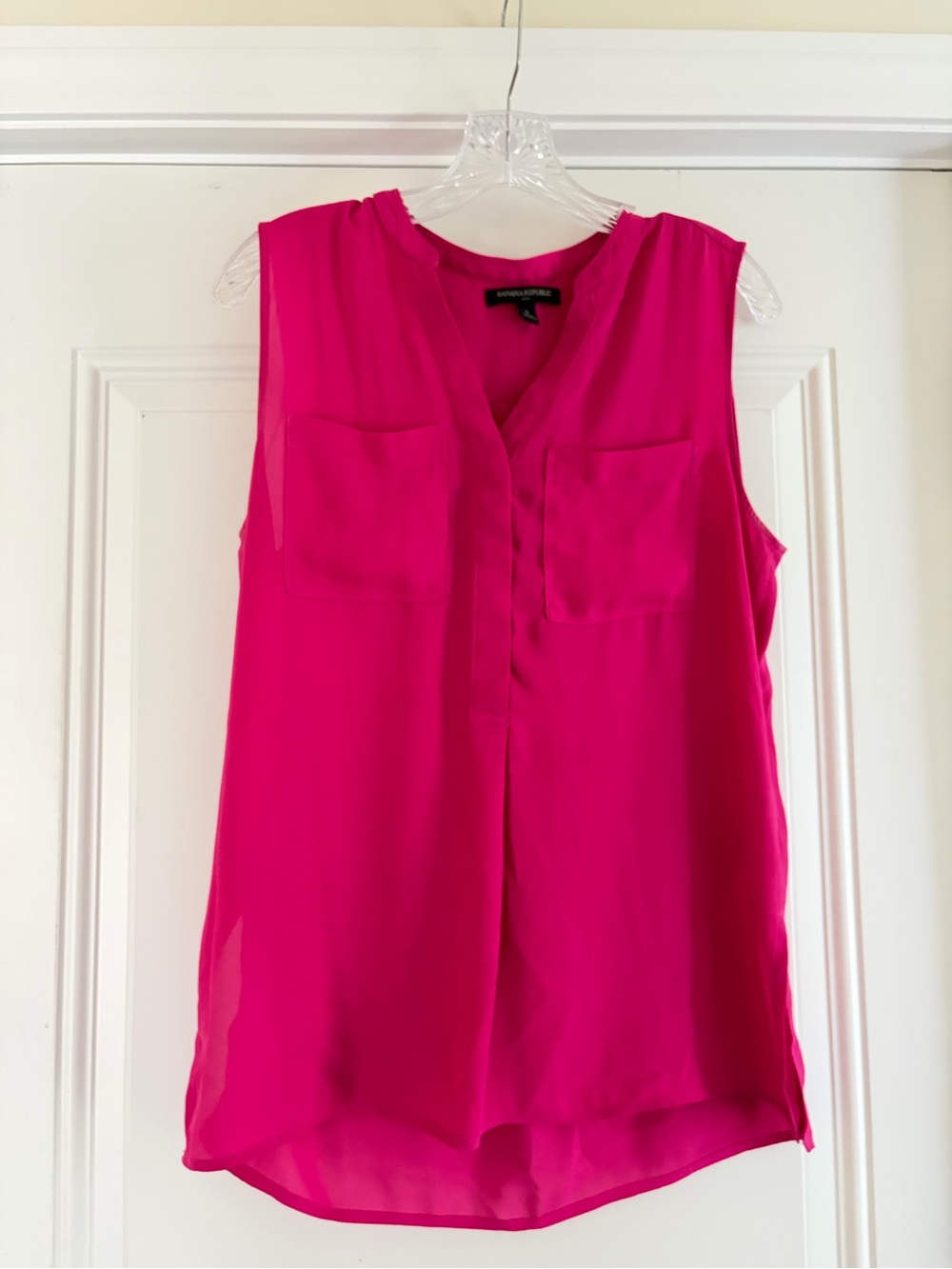 Banana Republic Factory Fuchsia Sleeveless V-Neck Blouse